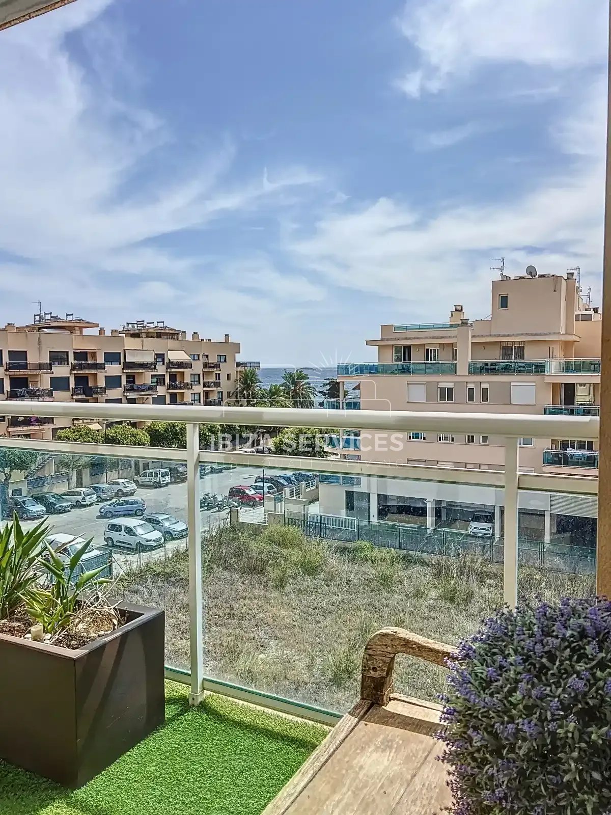 Ático con vistas al mar en venta en playa d’en bossa