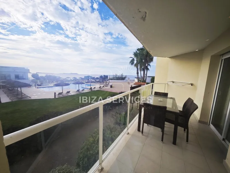 Long-Term Rental: 70 m² 2 bedrooms Apartment with Pool and Sea Views