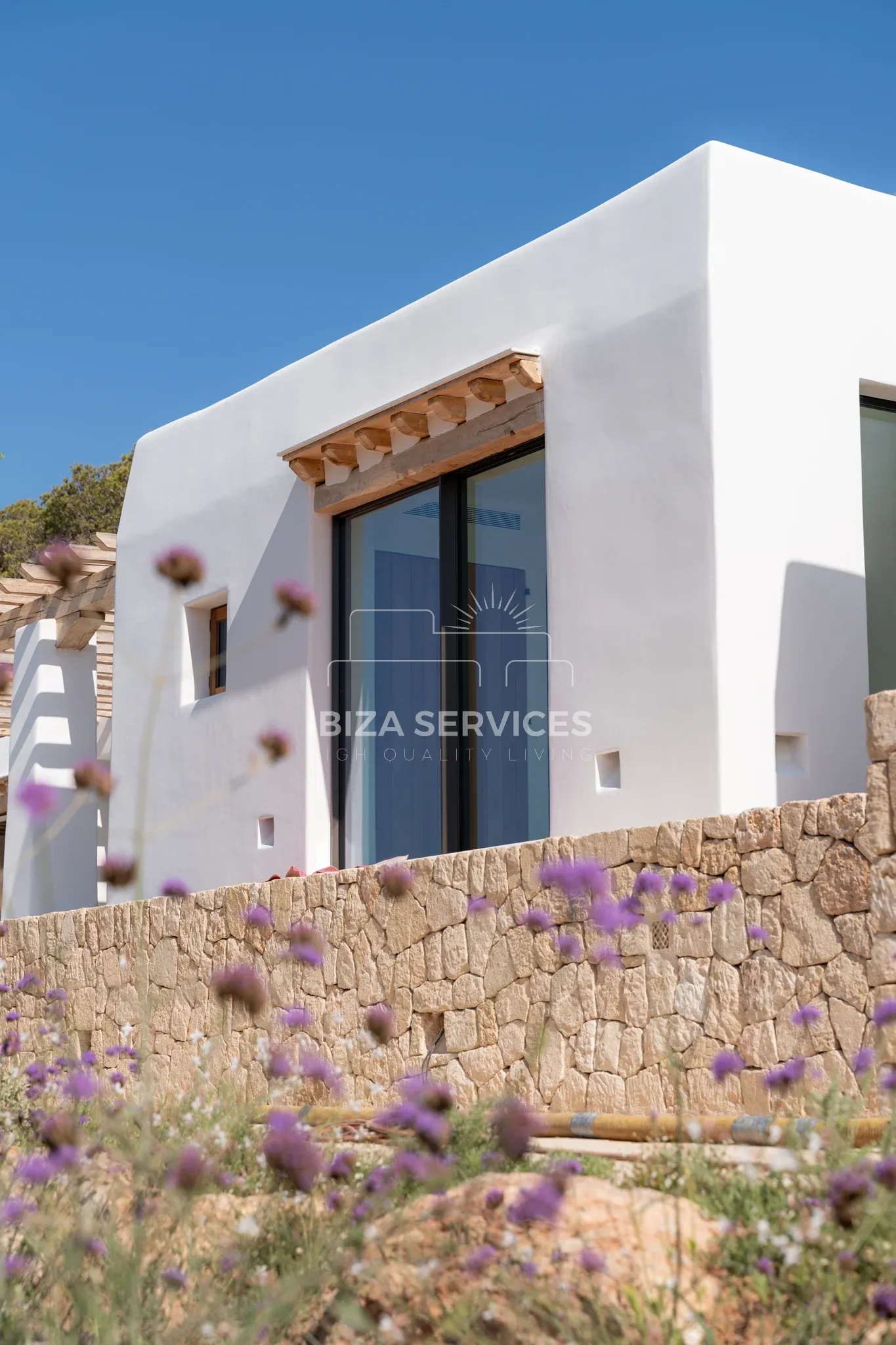 Villa Blakstad avec Vue Panoramique à Santa Gertrudis à Vendre