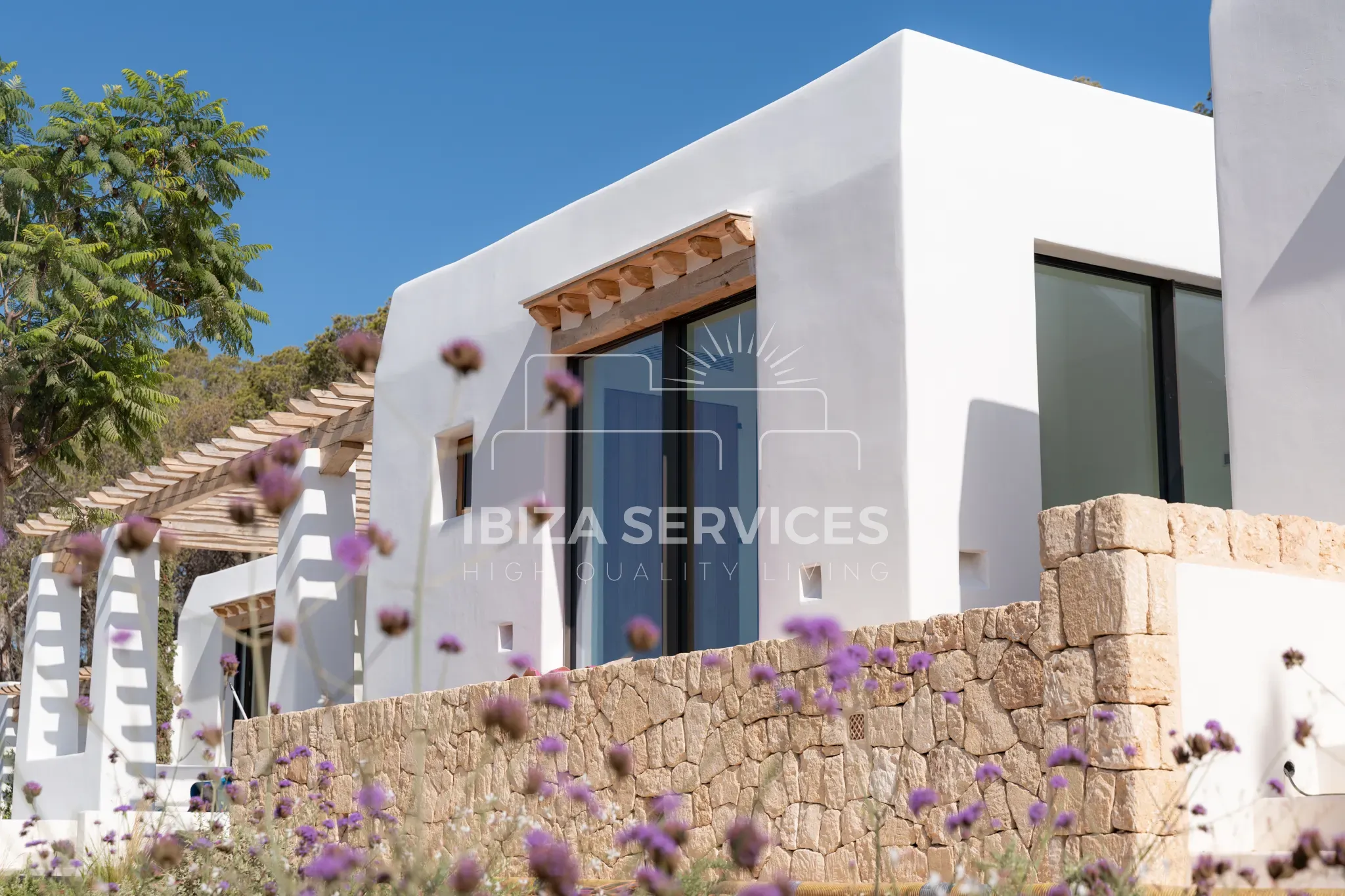 Villa Blakstad avec Vue Panoramique à Santa Gertrudis à Vendre