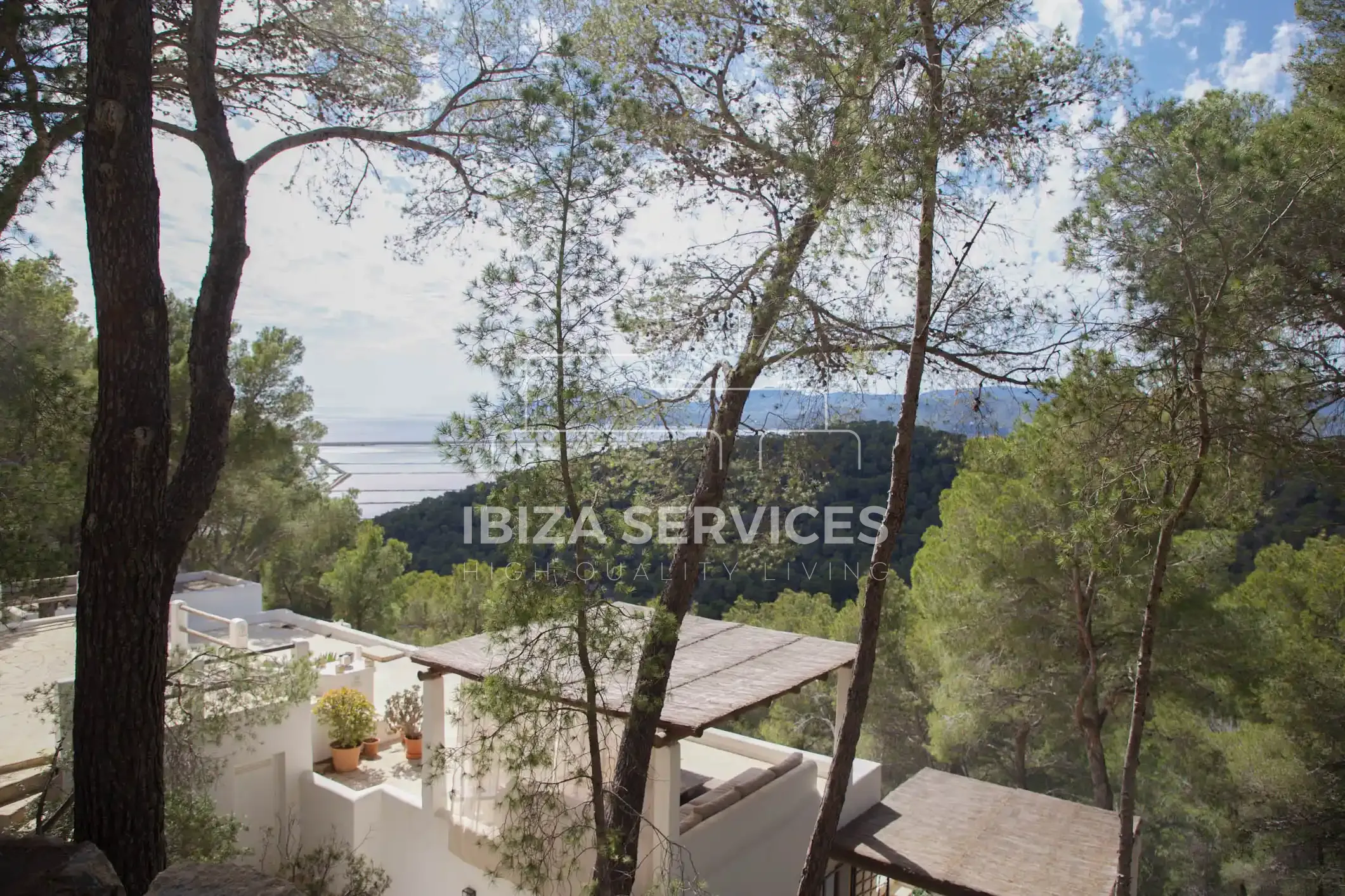 Villa de Luxe avec Vue sur Mer au Cœur du Parc Naturel de Salinas