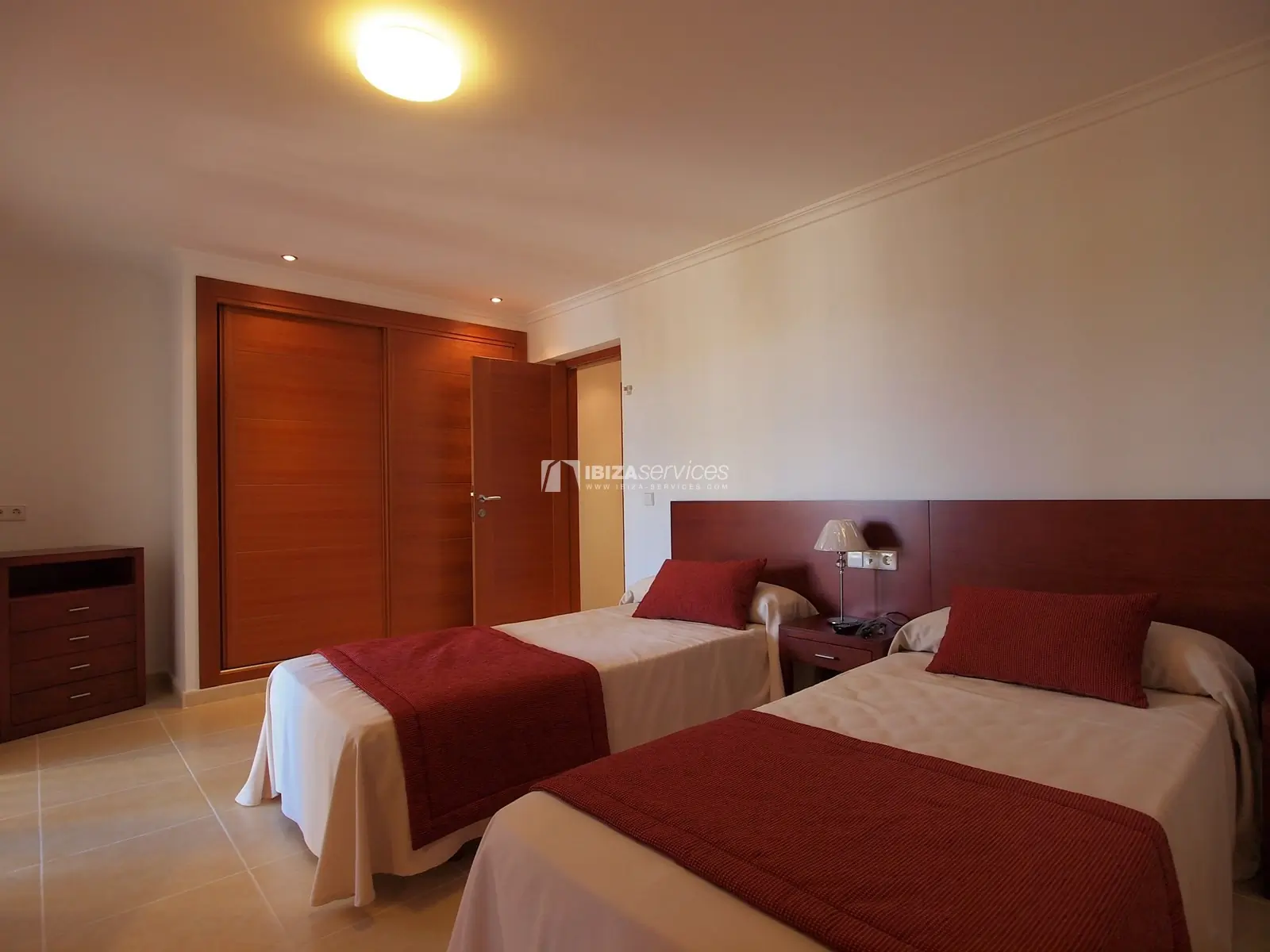 Villa 7 dormitorios vistas al mar Cala Moli