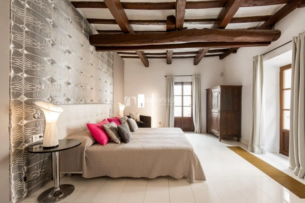 Ibiza Palace Luxusgebäude zu vermieten