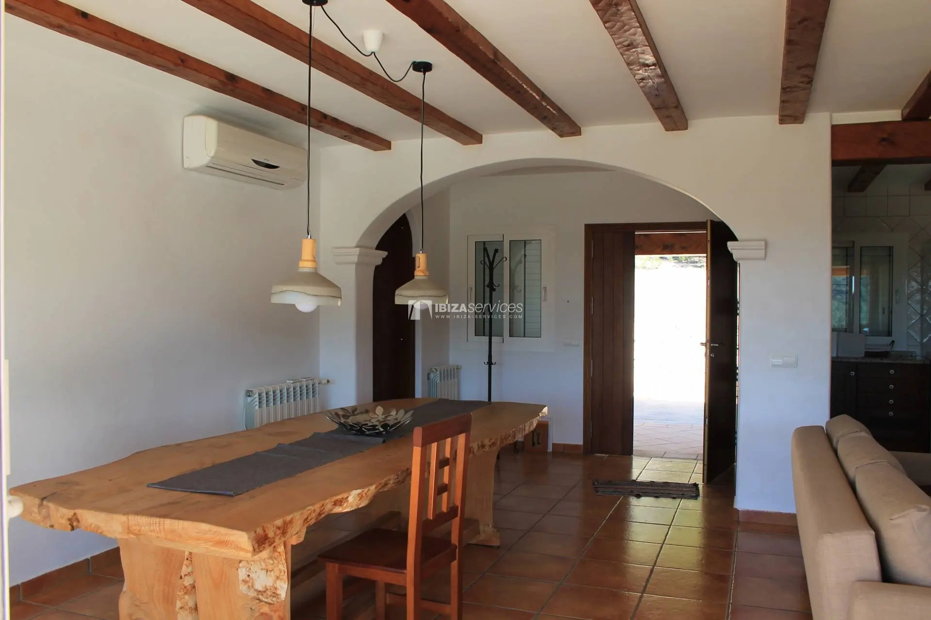 Traditional villa for sale at Km5 with sea view