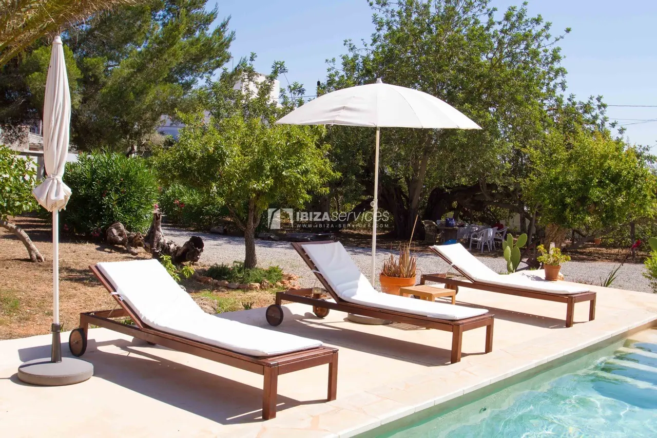 Finca mit 4 Schlafzimmern auf Ibiza zu vermieten