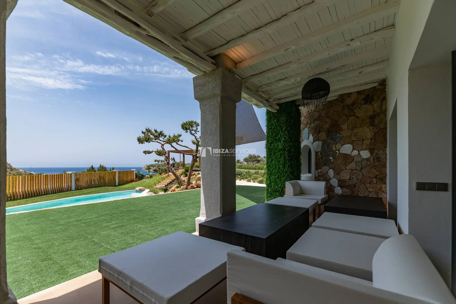 Brandneue moderne Villa in Cala Jondal in der Nähe von Blue Marlin