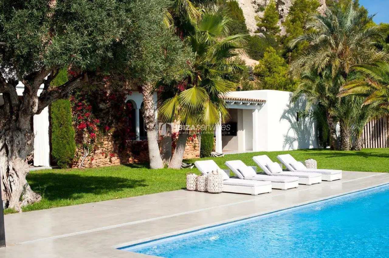 Luxe villa met 6 slaapkamers Es cubells vakantieverhuur