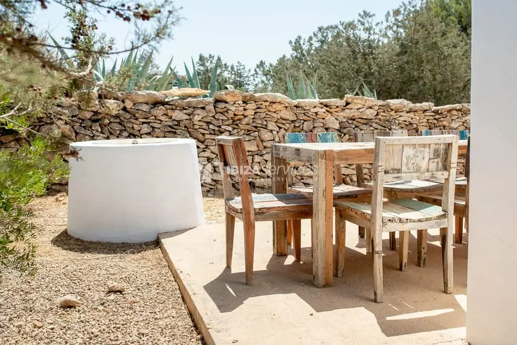 Villa proche de la plage La Savina Formentera à louer en location saisonnière.