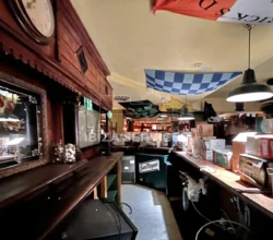 Foto 3 van Commercial Property – Licensed Nightclub / Irish Pub / Live Music Café for Sale