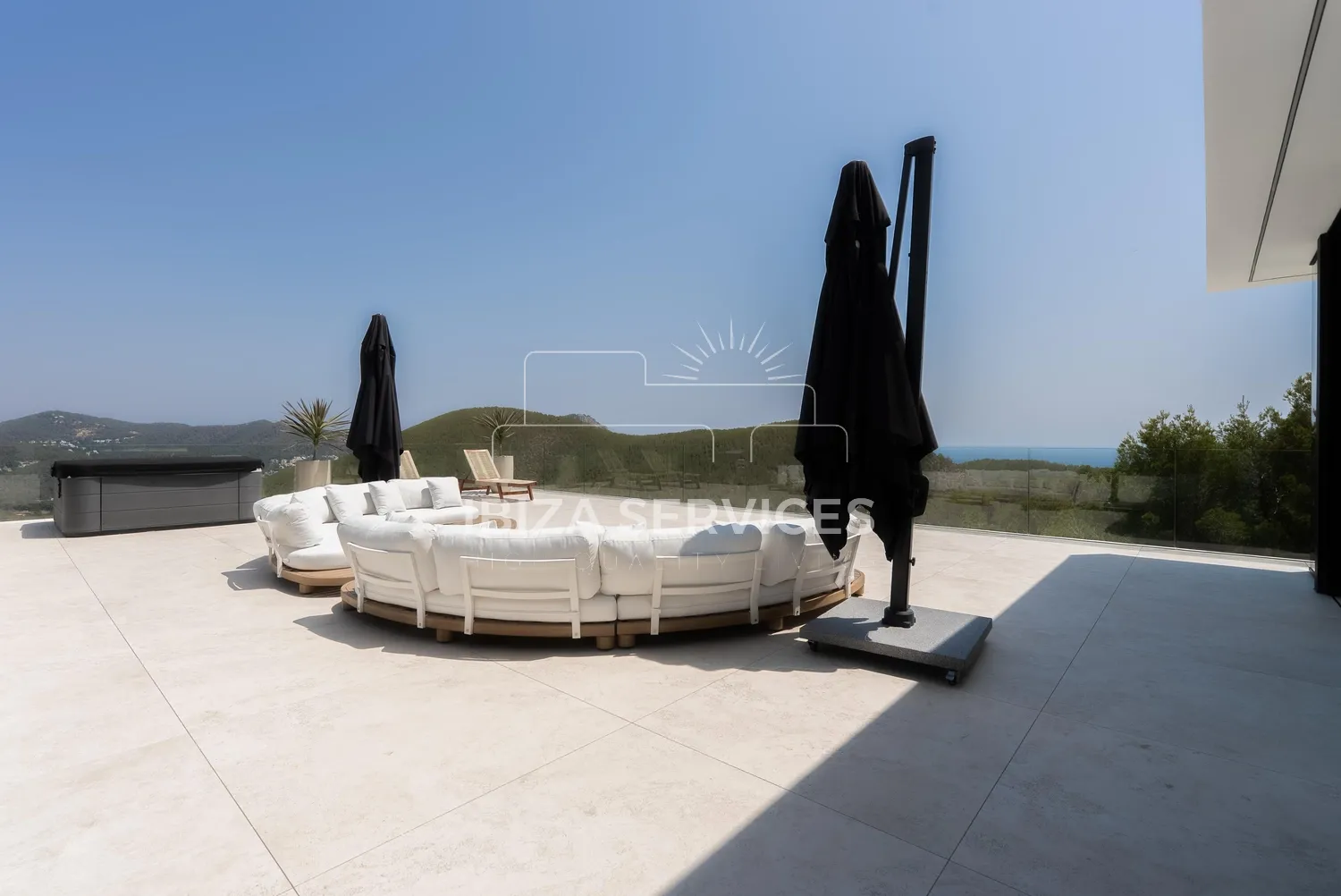 Foto 16 van Newly completed luxury villa with sea views in Roca Llisa for sale