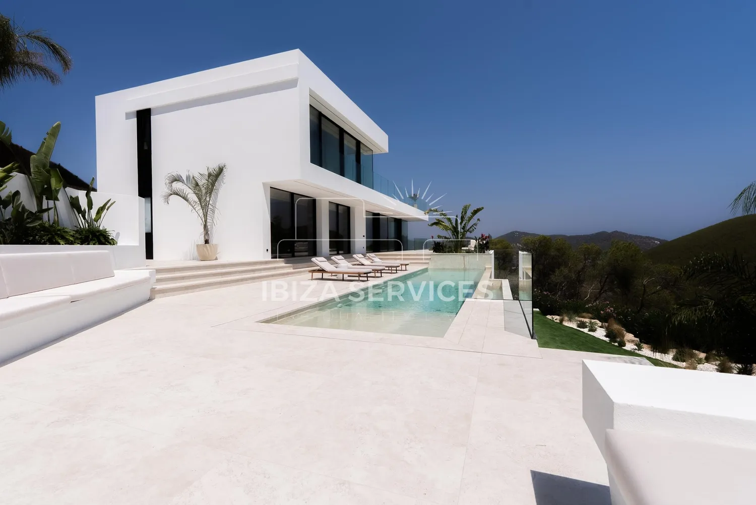 Foto 12 van Newly completed luxury villa with sea views in Roca Llisa for sale