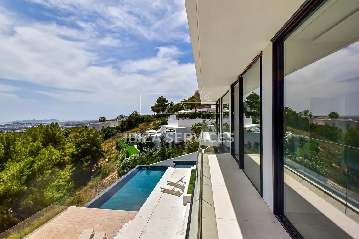 Foto 35 van Impressive Luxury Villa in Ibiza with Sea Views for sale