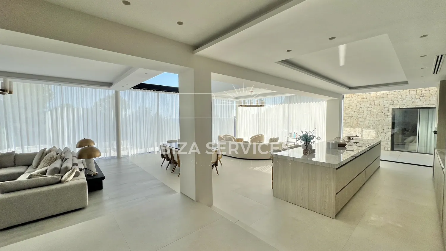 Foto 8 van Impressive Luxury Villa in Ibiza with Sea Views for sale