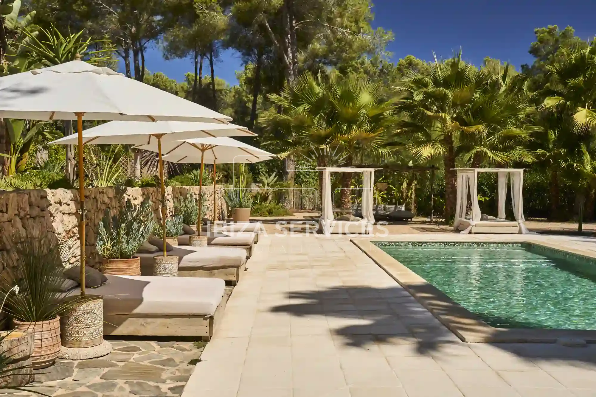 Foto 10 van Charming Villa for Sale in Ibiza with Tourist License