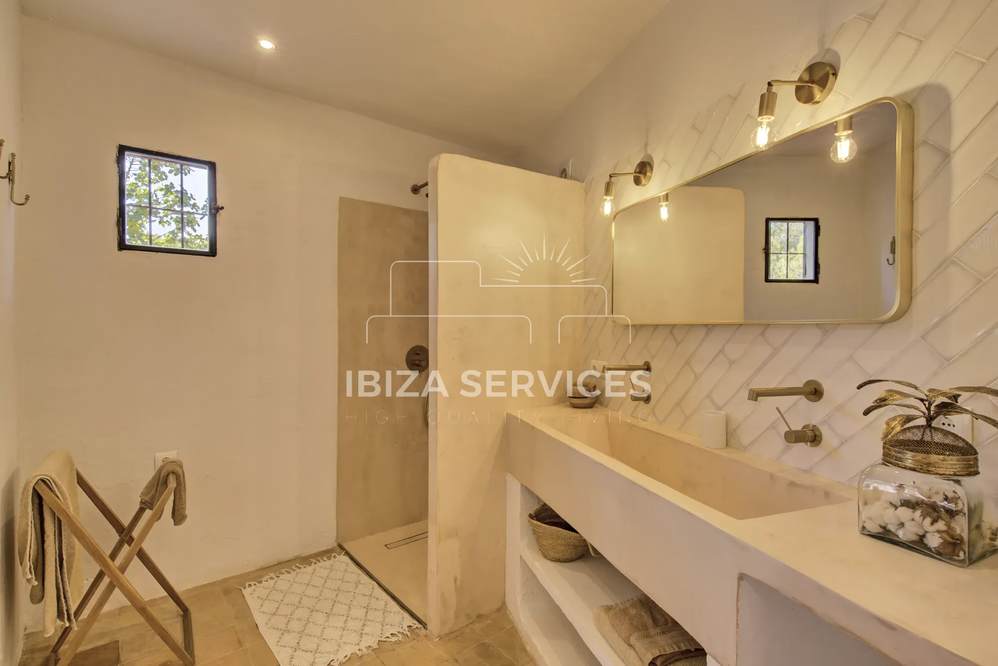 Foto 20 van Charming Villa for Sale in Ibiza with Tourist License