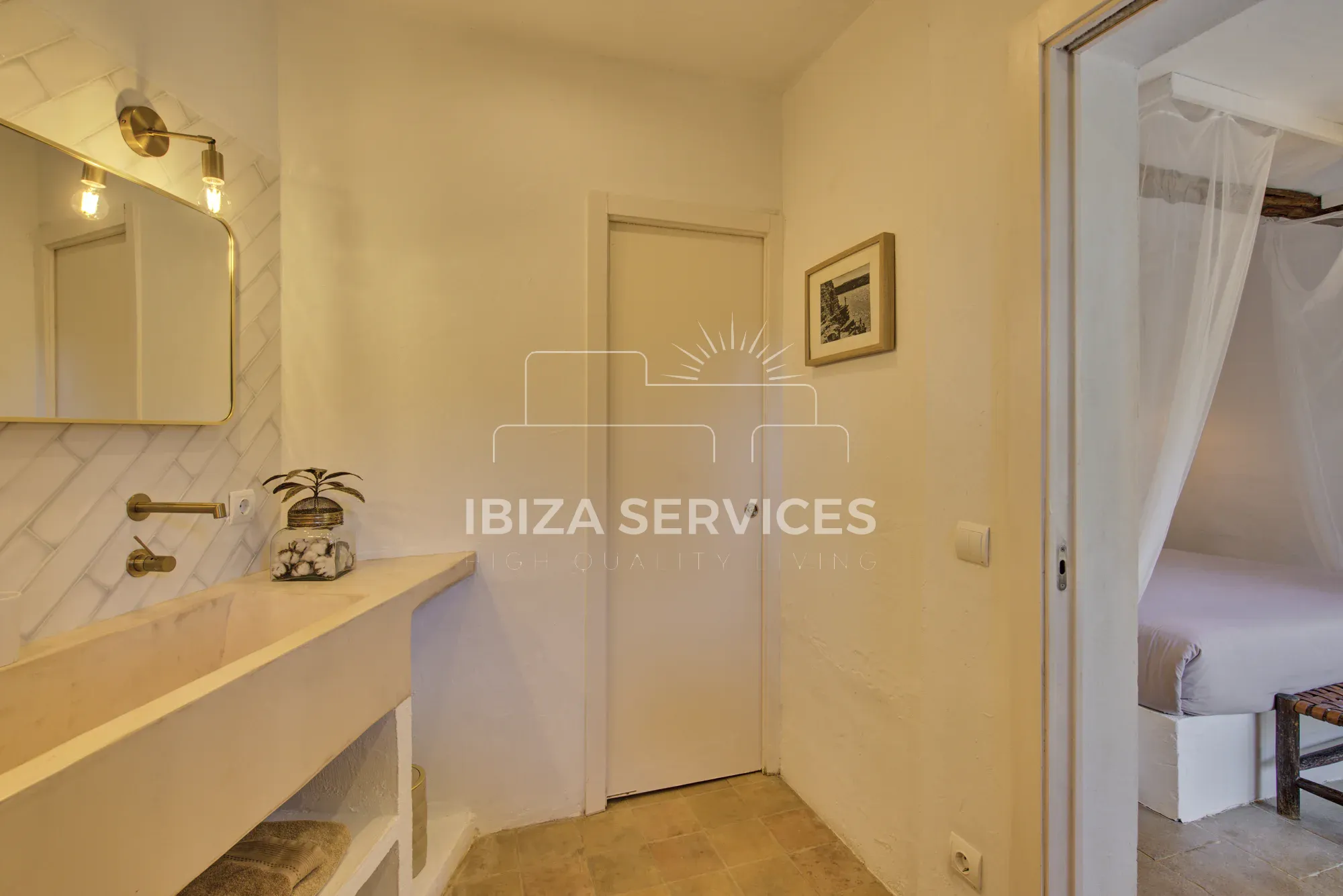Foto 22 van Charming Villa for Sale in Ibiza with Tourist License