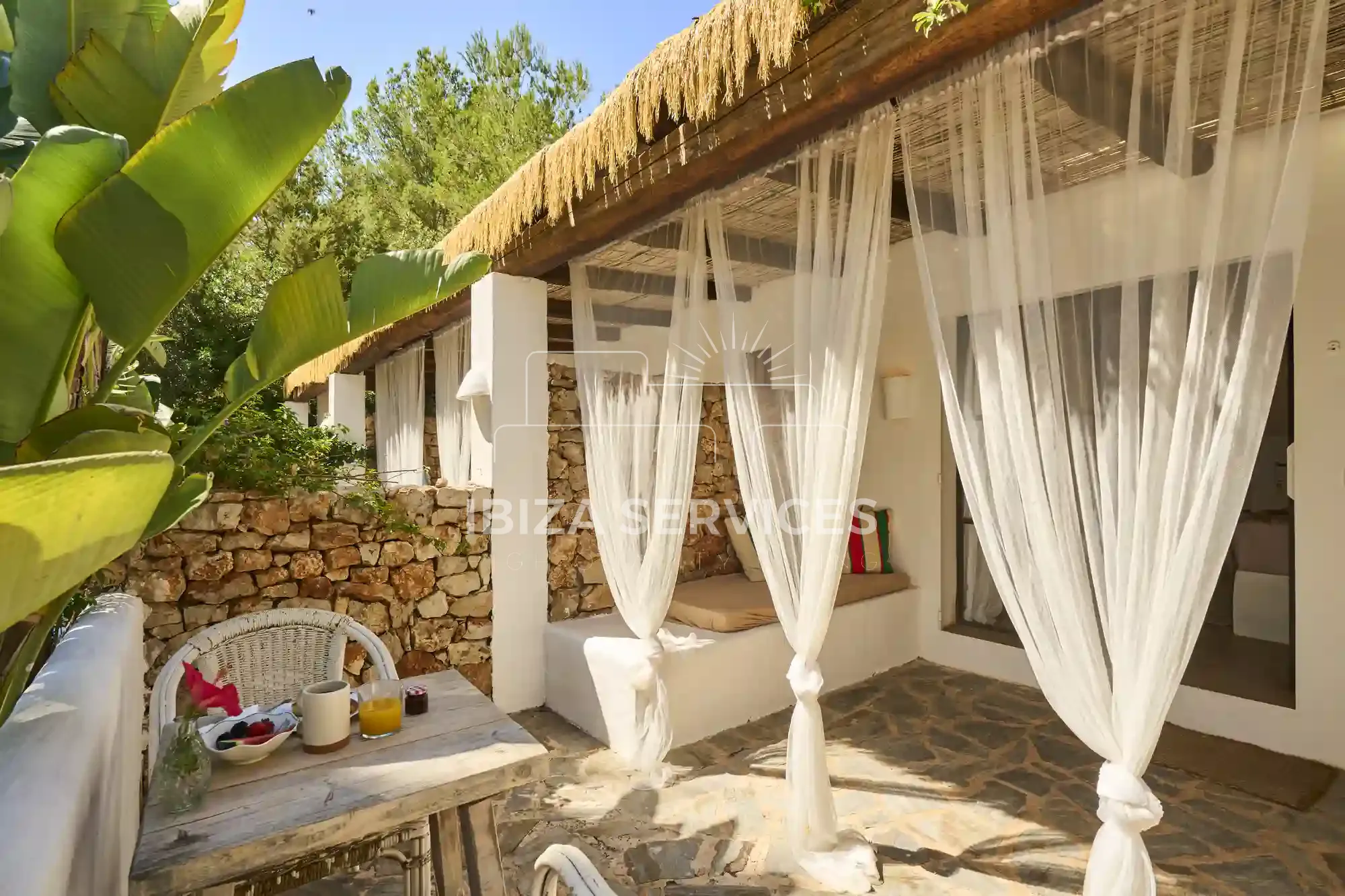 Foto 23 van Charming Villa for Sale in Ibiza with Tourist License