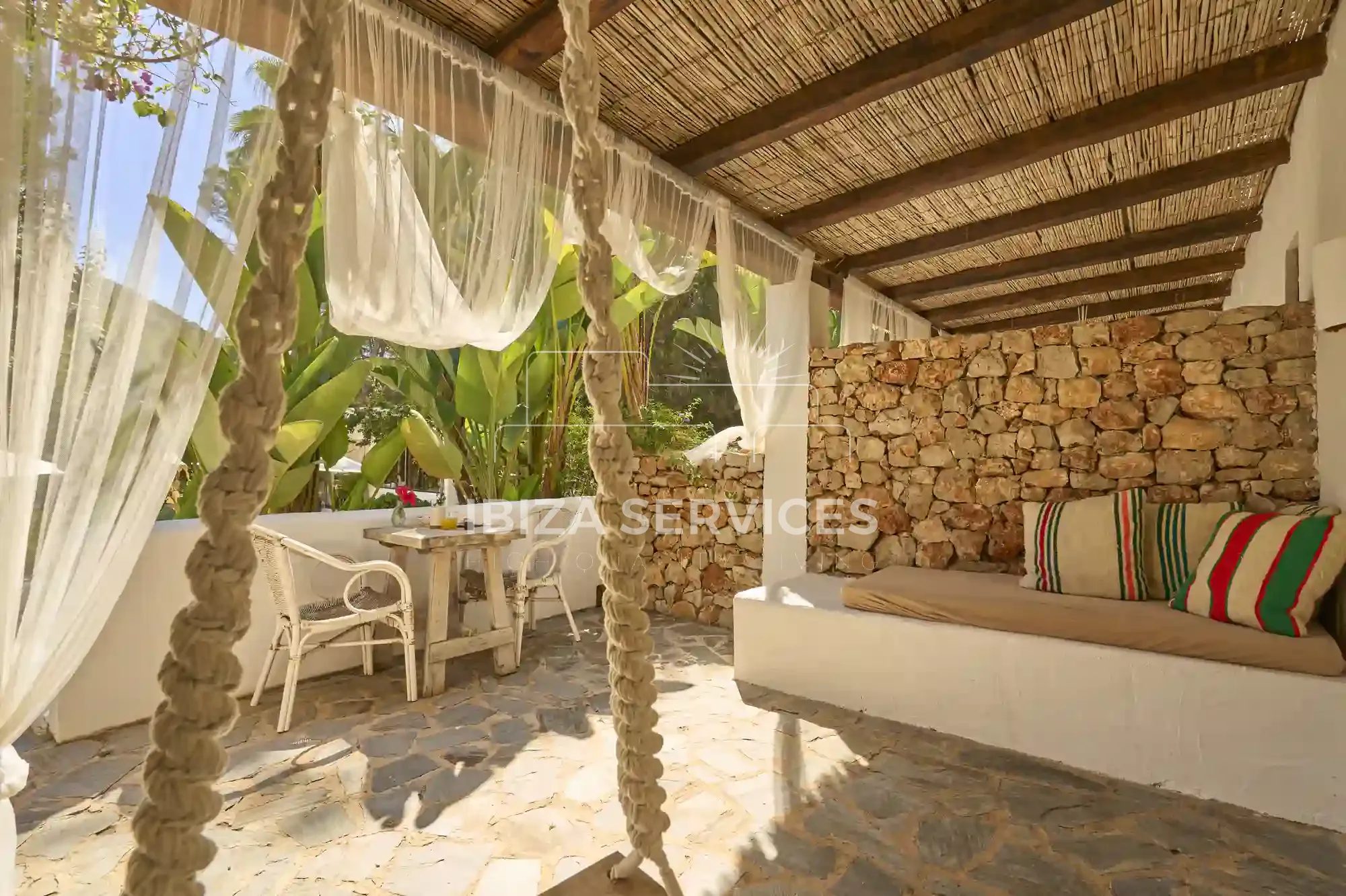 Foto 25 van Charming Villa for Sale in Ibiza with Tourist License