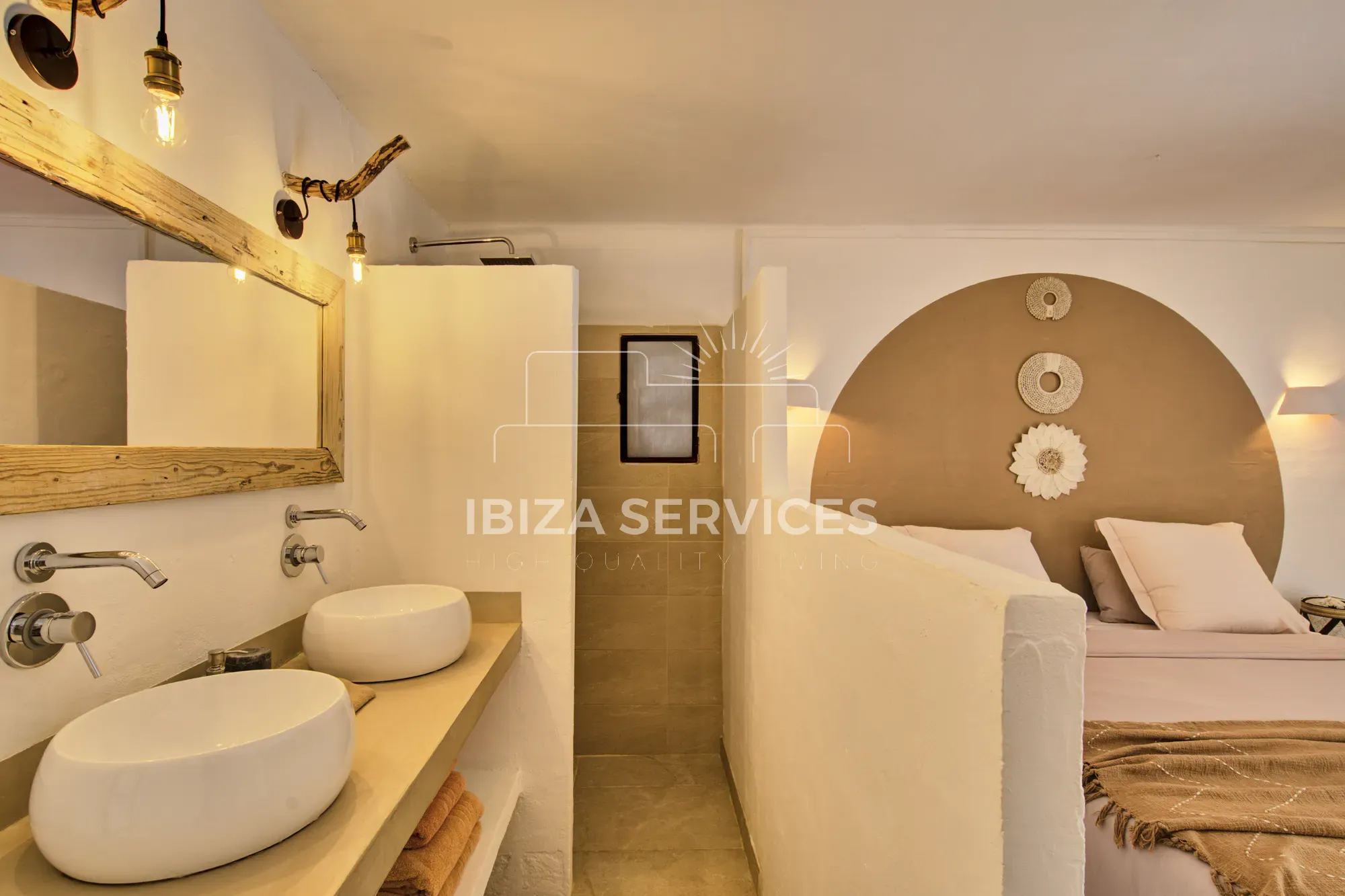 Foto 28 van Charming Villa for Sale in Ibiza with Tourist License