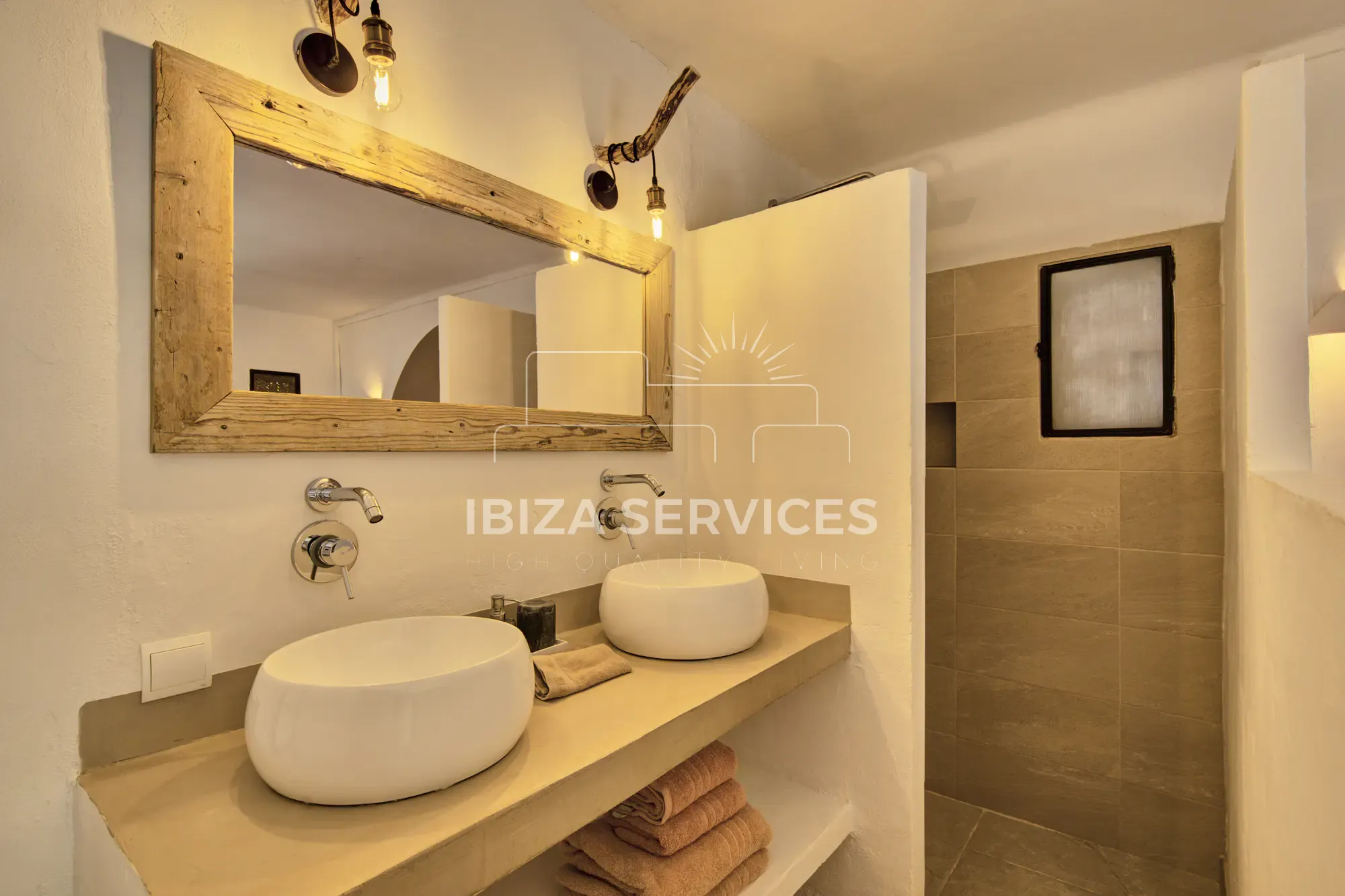 Foto 29 van Charming Villa for Sale in Ibiza with Tourist License