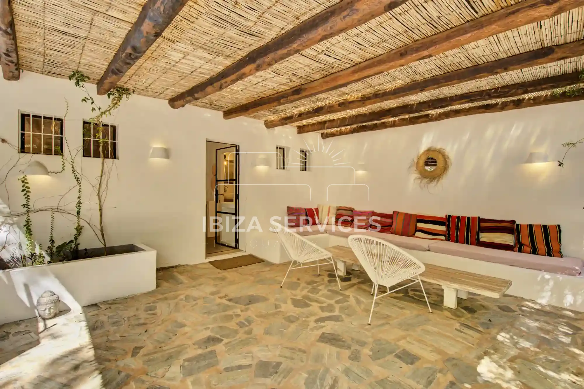 Foto 31 van Charming Villa for Sale in Ibiza with Tourist License