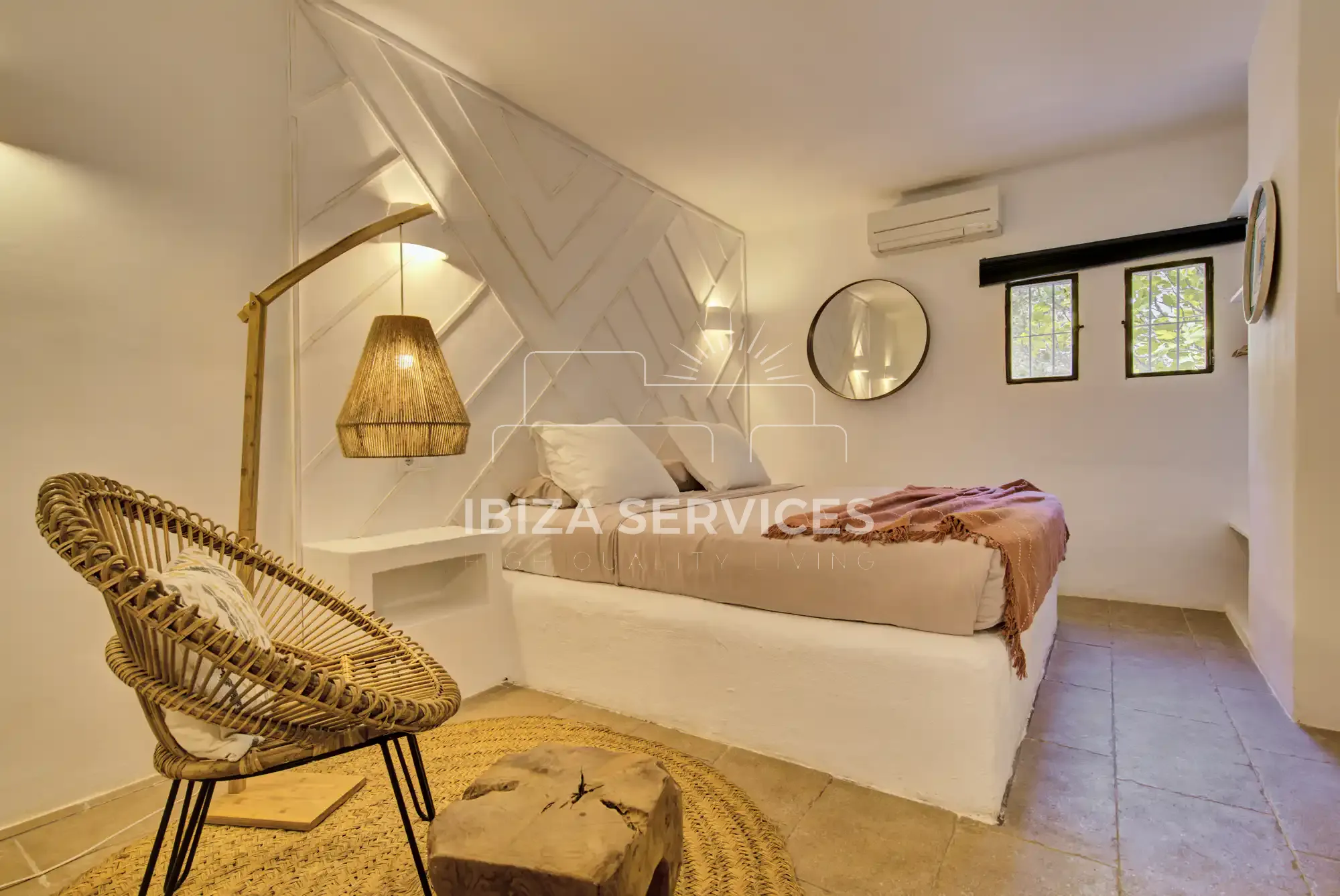 Foto 37 van Charming Villa for Sale in Ibiza with Tourist License