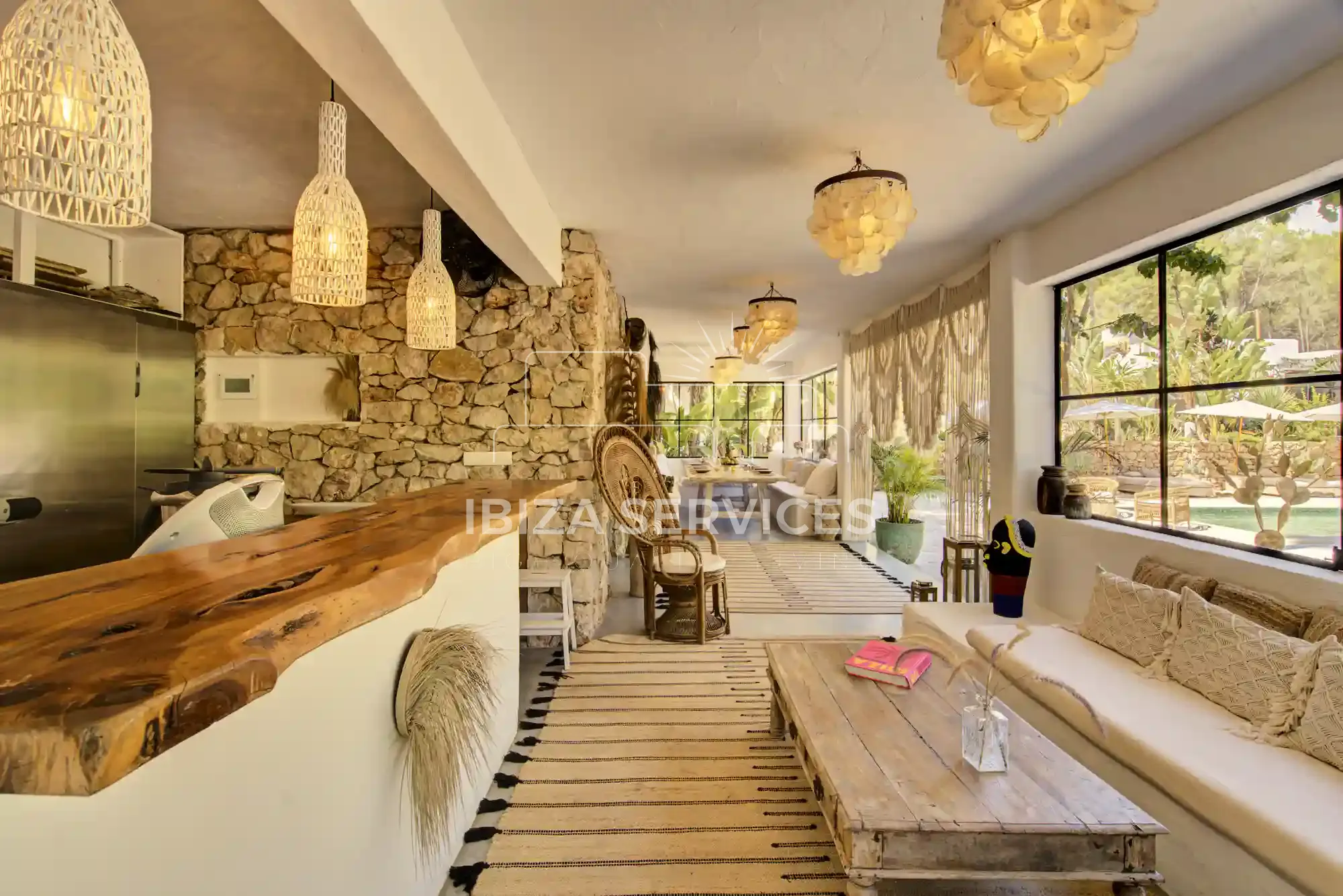 Foto 16 van Charming Villa for Sale in Ibiza with Tourist License