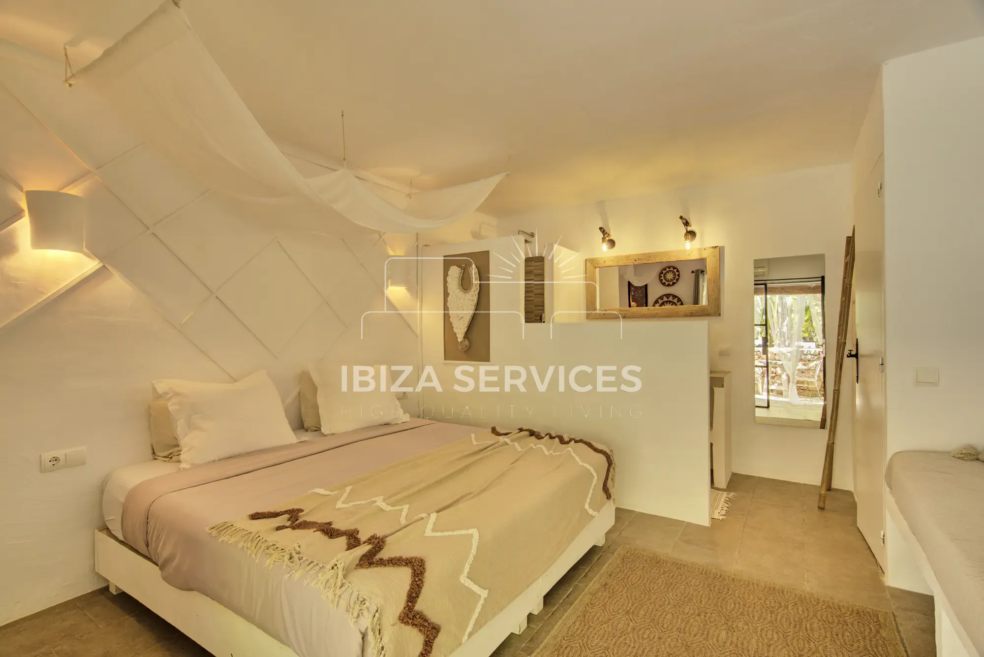 Foto 41 van Charming Villa for Sale in Ibiza with Tourist License