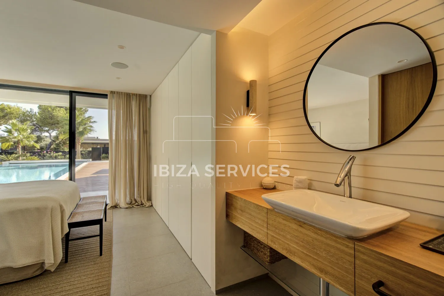 Foto 20 van An Elegant Brand-New Contemporary Property with Sea Views