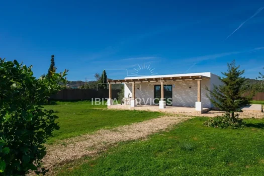 Bohemian-Chic Villa with Guesthouse on a Spacious Plot in San Jordi – For Sale