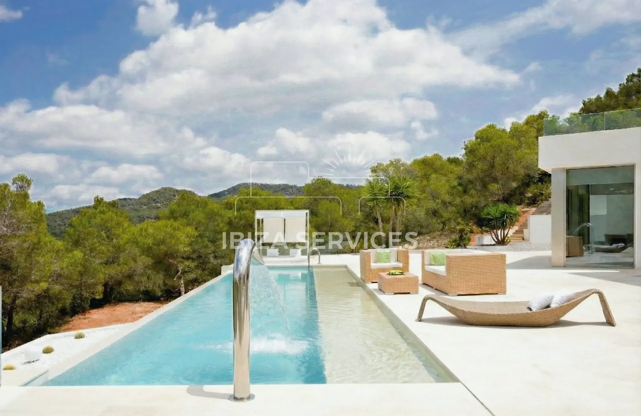 Foto 31 van FOR SALE A STUNNING MODERN VILLA WITH TOURISTIC LICENCE & HUDGE PLOT